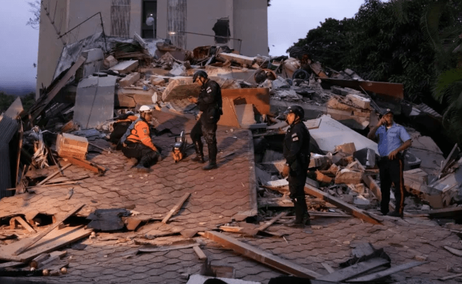 Venezuela Twin Earthquakes Leave Trail of Destruction as Nation Enters State of Emergency