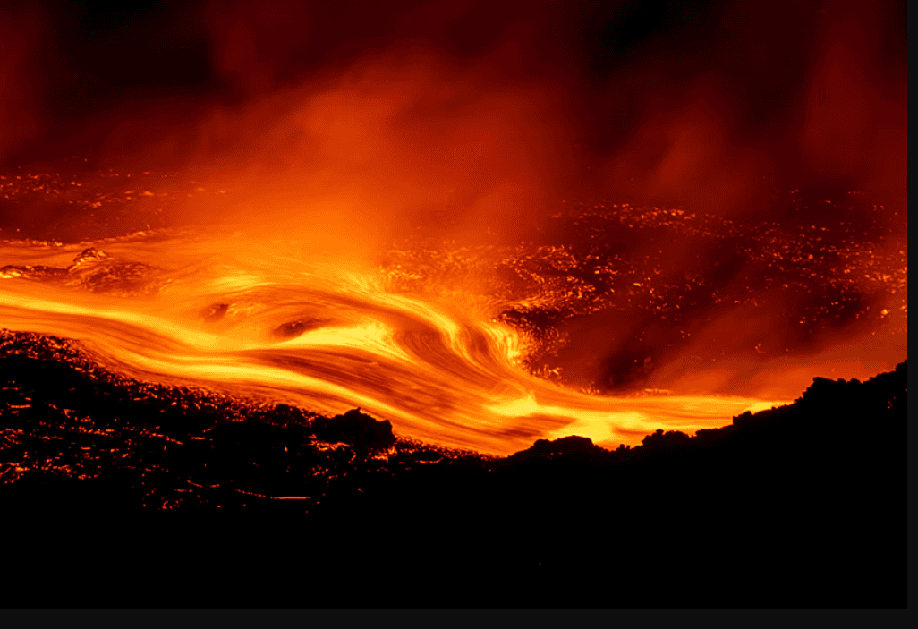 Mount Etna Eruption Disrupts Catania Airport Flights as Ash Spreads Across the Mediterranean